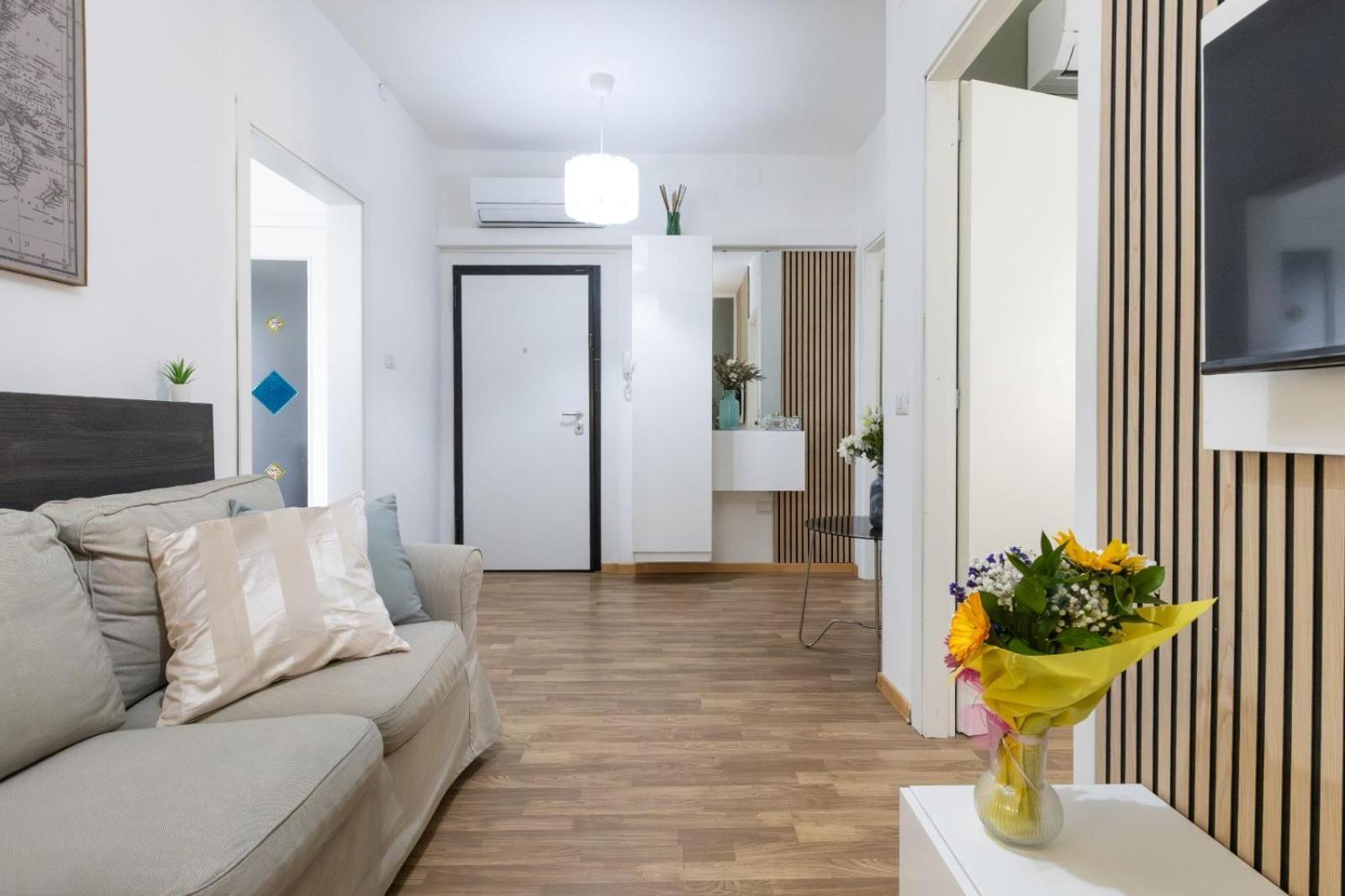 Mariposa Apartment リヴォルノ エクステリア 写真
